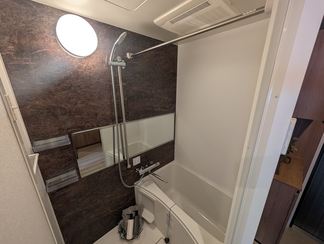 バス・シャワールーム