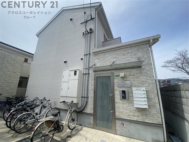 建物外観　オートロック・モニター付きインターホン完備☆