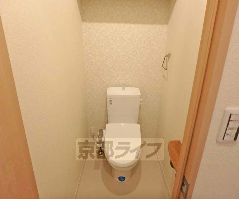 トイレ　清潔感のあるトイレです