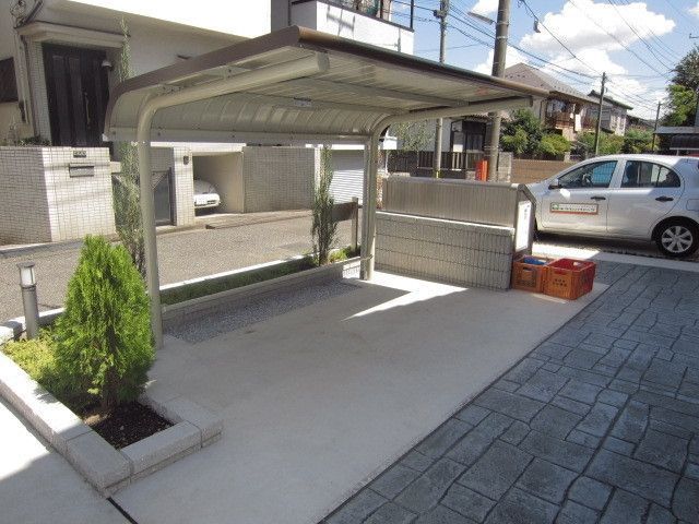 その他共有部分　★屋根付き駐輪場★