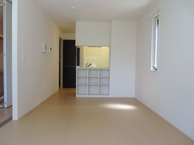 居室・リビング　★広いダイニングです。★