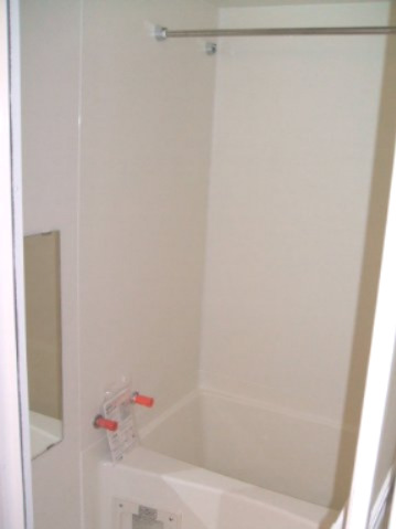 バス・シャワールーム　お風呂です