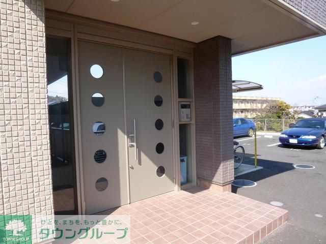 エントランス　★お部屋探しは株式会社タウンハウジング東京まで★