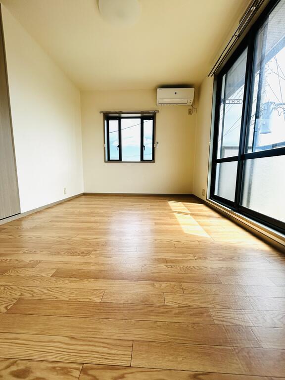 居室・リビング　洋室6帖　エアコン・収納付き