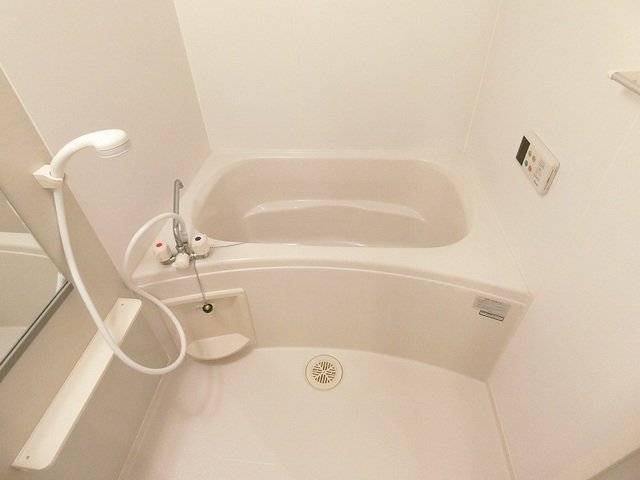 バス・シャワールーム　お風呂で日々の疲れを落としましょう