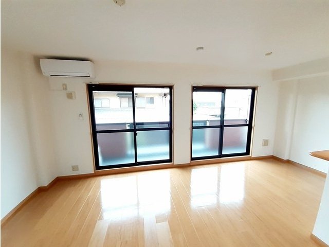 居室・リビング　ゆったり過ごせるリビングです