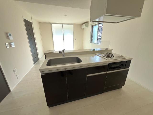 キッチン　キッチン（イメージ）