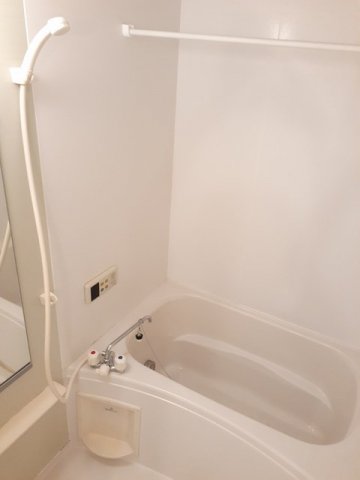 バス・シャワールーム　日々の暮らしに欠かせないお風呂です