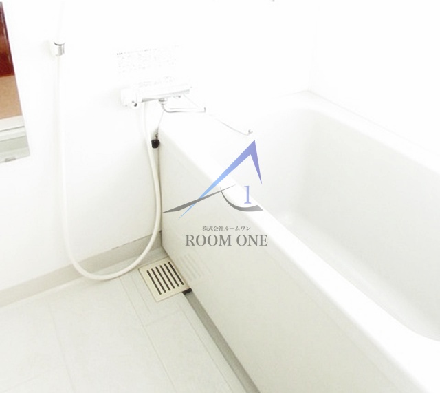 バス・シャワールーム　お風呂です。