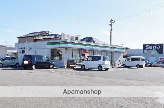 コンビニ　ファミリーマート鳴門黒崎店（コンビニ）まで1928m
