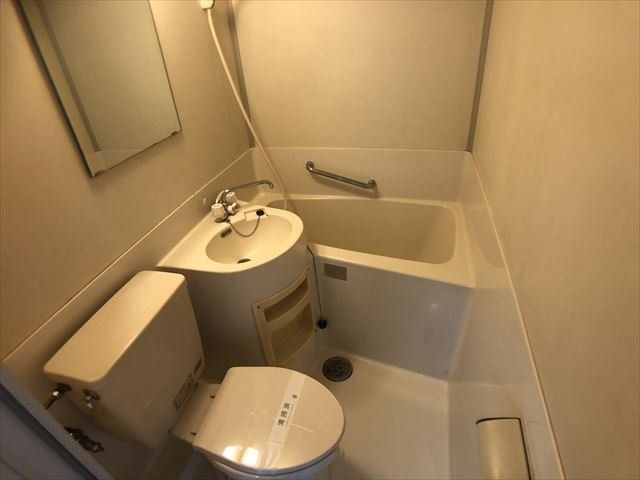 バス・シャワールーム　バス