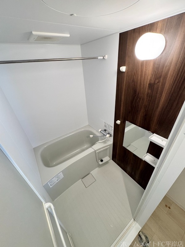 バス・シャワールーム　清潔感のある水回りです♪