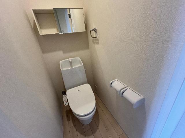 トイレ　シャワー付トイレ