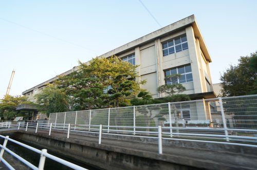 小学校　耳成小学校（小学校）まで576m