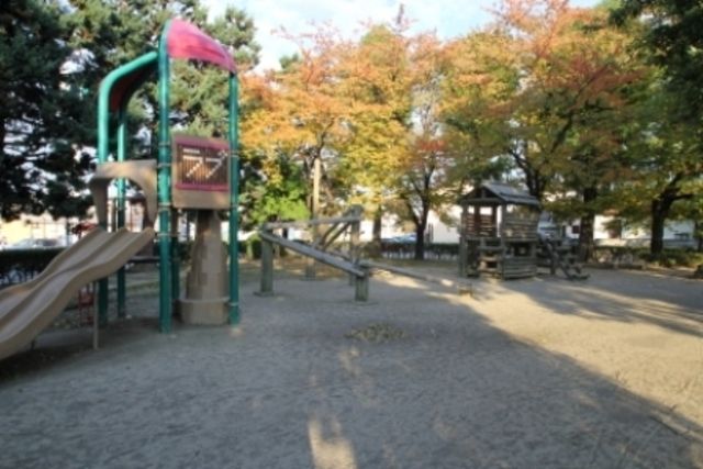 公園　島中央公園（公園）まで350m