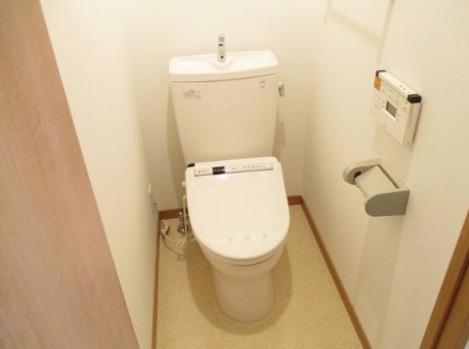 トイレ　will Do松屋町（ウィルドゥ松屋町）　温水洗浄便座