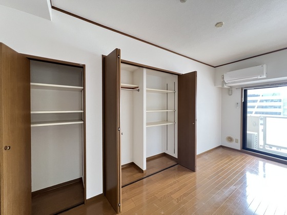 収納　※別部屋の写真です