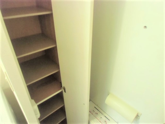 玄関　留守でも安心な宅配ボックスとシューズボックスを完備です☆