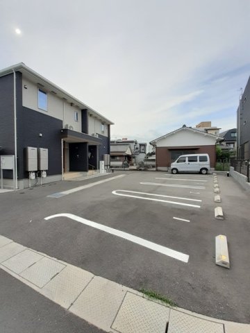 駐車場　駐車場完備です