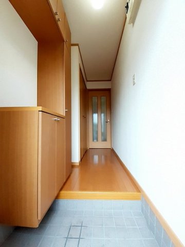 玄関　ゆったりとした玄関です