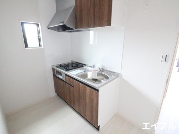 キッチン　※同シリーズの別の部屋の写真になります。