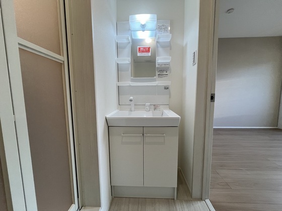洗面設備　※別部屋の写真です