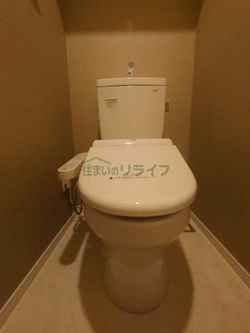 トイレ　別部屋の参考写真です。