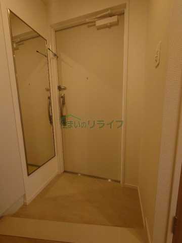 玄関　別部屋の参考写真です。