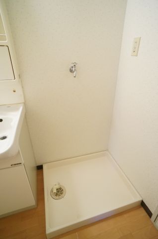 その他　室内洗濯機置き場です