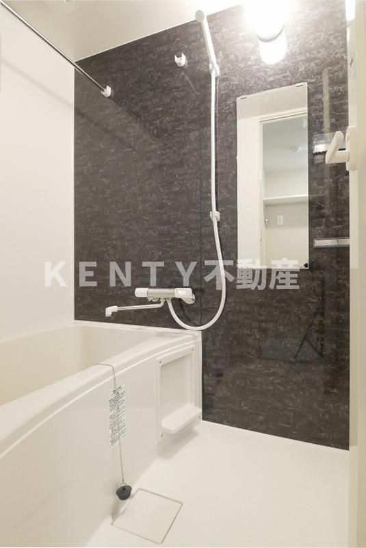 バス・シャワールーム　日々の疲れを癒すお風呂付です