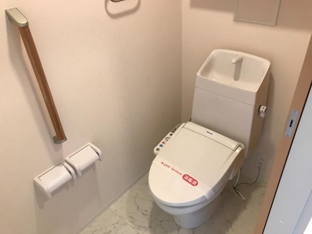 トイレ　シャワー付トイレ
