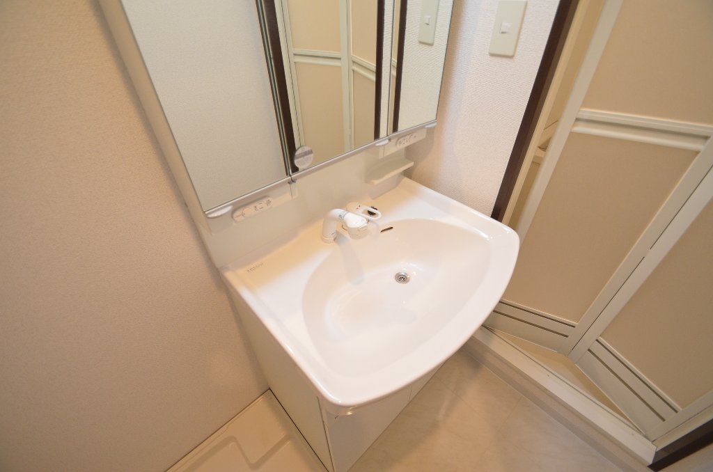 洗面設備　洗髪洗面化粧台