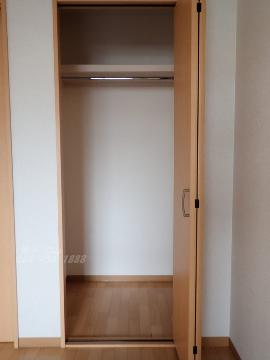 収納　クローゼット