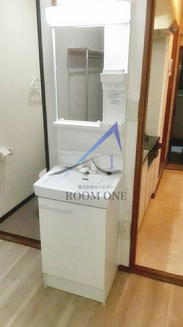 洗面設備　洗面台です。