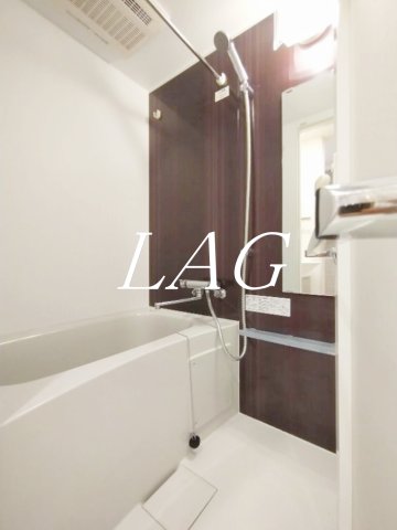 バス・シャワールーム　お風呂です。