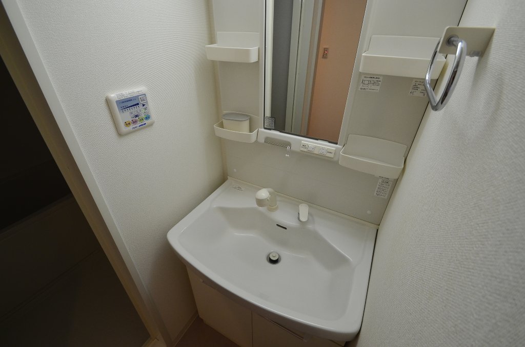 洗面設備　洗髪洗面化粧台