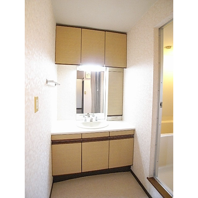 洗面設備　退去前の為、過去写真を使用