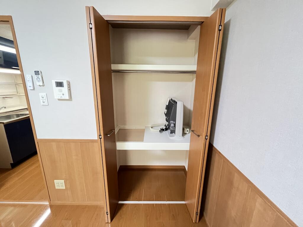 収納　収納：クローゼット