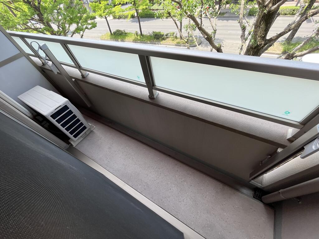 バルコニー　バルコニー