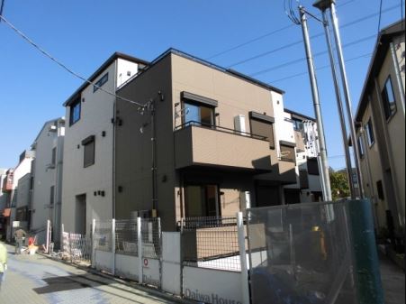 建物外観　2017年完成のハウスメーカー施工物件☆