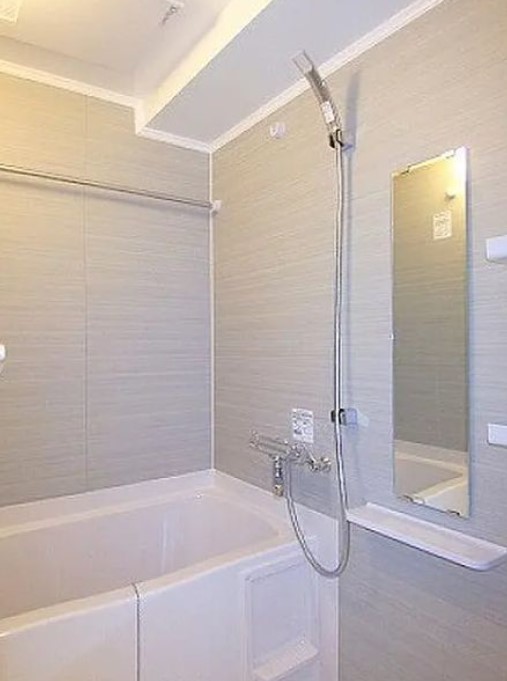 バス・シャワールーム　写真は同タイプ住居です