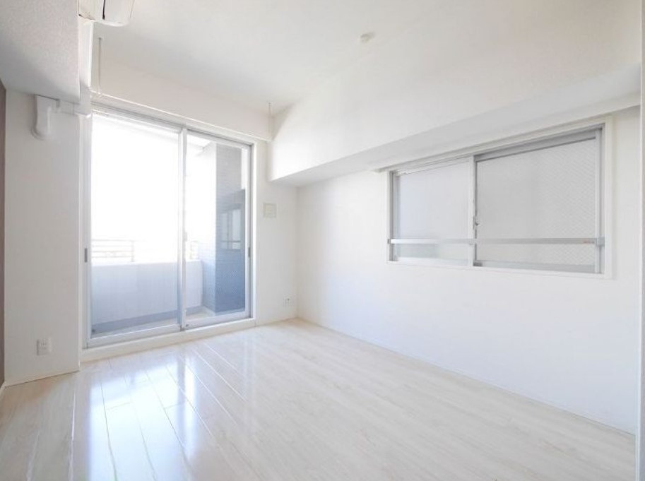 居室・リビング　写真は同タイプ住居です