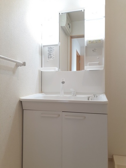 洗面設備　シャンプードレッサー