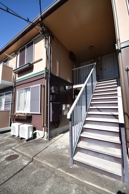 エントランス　玄関前