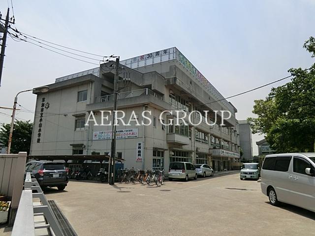 小学校　草加市立小山小学校（小学校）まで158m