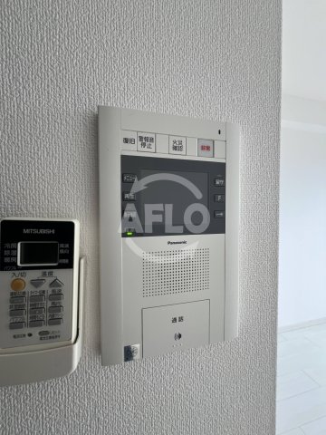 セキュリティ　レジディア新大阪　モニター付きインターホン