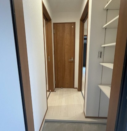 玄関　同施工参考写真となります