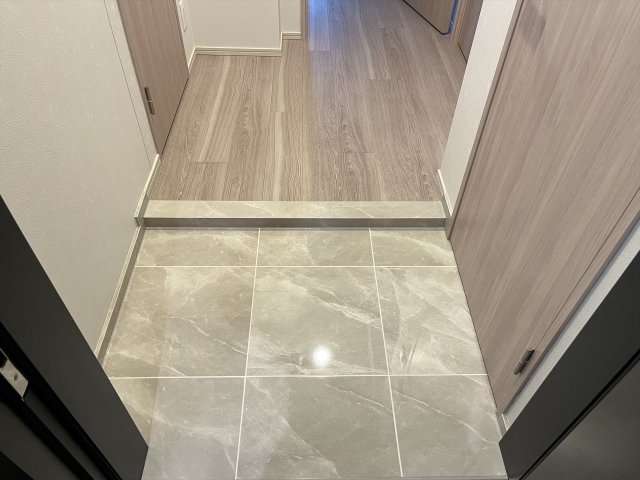 玄関　※別部屋写真参照