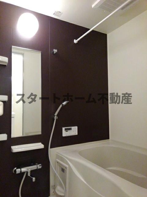 バス・シャワールーム　きれいなお風呂です