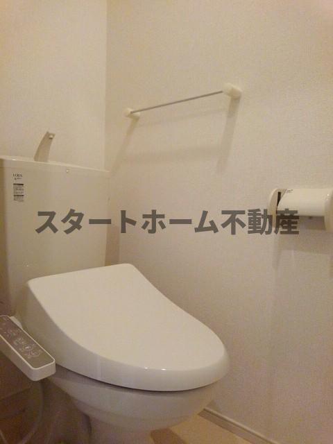 トイレ　トイレもきれいです